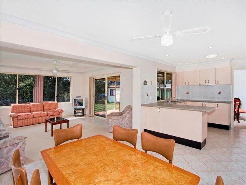 33 Stingaree Pt Drive, Dora Creek NSW 2264