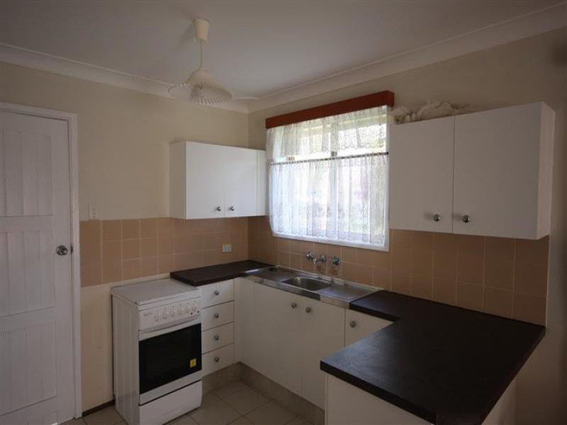 33 Mirrabooka Road, Mirrabooka NSW 2264