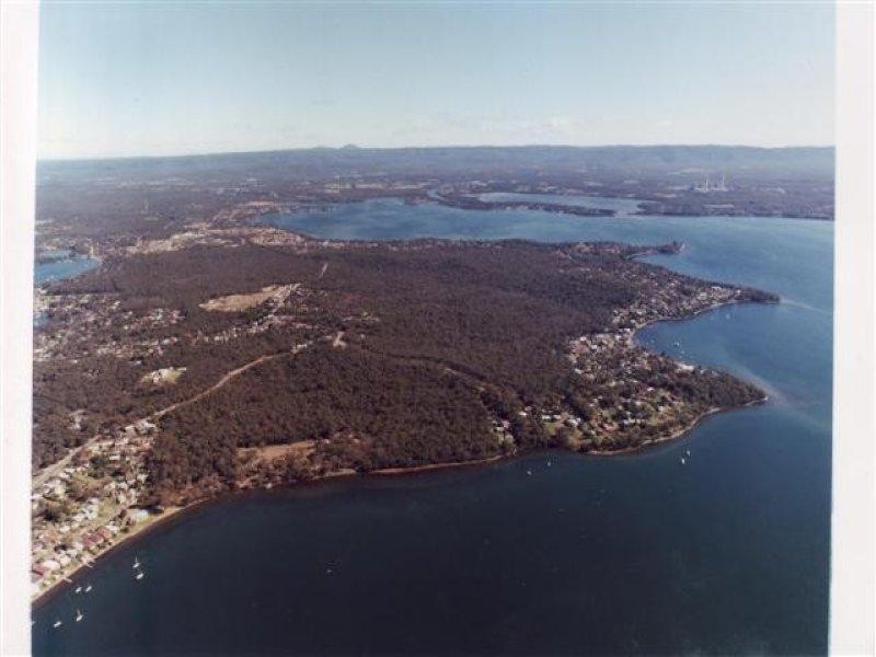 1 Fishery Point Road, Mirrabooka NSW 2264