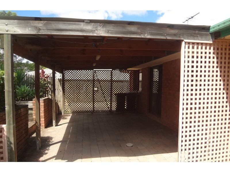 26 Dove Tree Crescent, Sinnamon Park QLD 4073