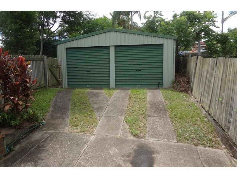 26 Dove Tree Crescent, Sinnamon Park QLD 4073