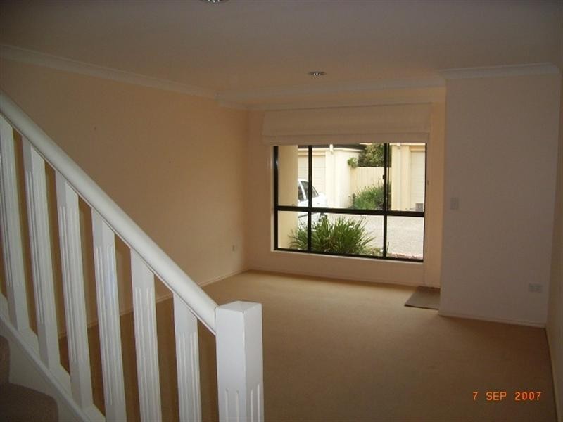 Mount Ommaney QLD 4074