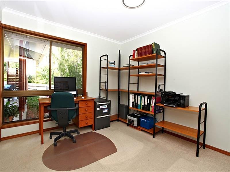 75 Raeside Street, Westlake QLD 4074