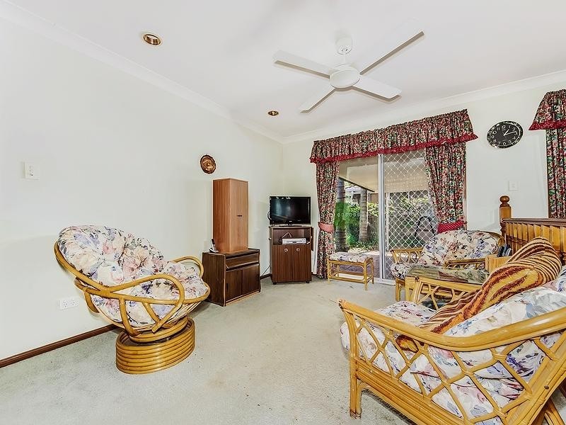 76 Northbrook Street, Sinnamon Park QLD 4073
