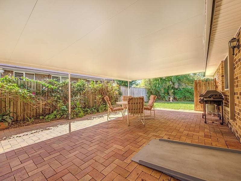 76 Northbrook Street, Sinnamon Park QLD 4073