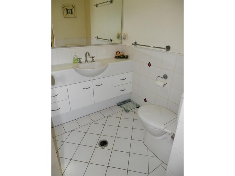 4/110 Indooroopilly Road, Taringa QLD 4068