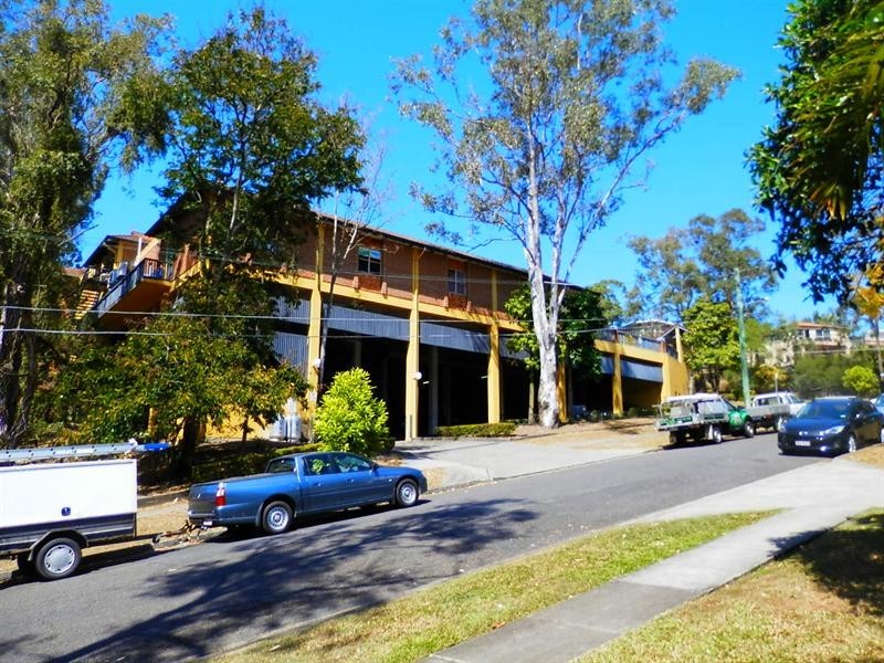 4/110 Indooroopilly Road, Taringa QLD 4068