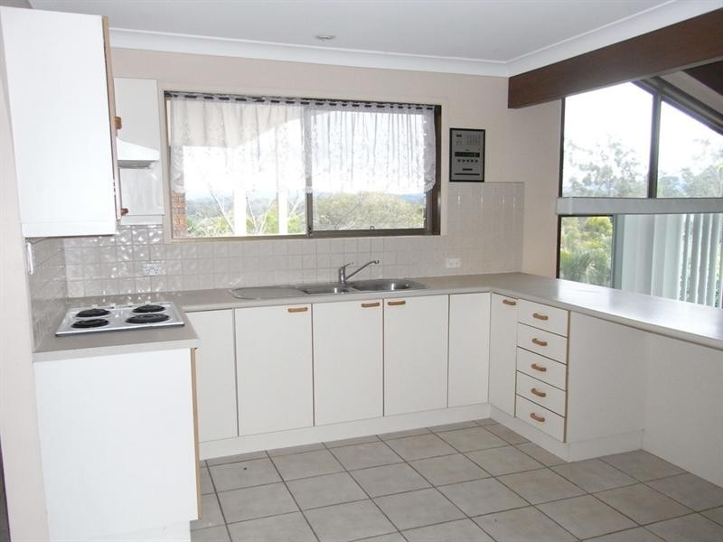 Jindalee QLD 4074