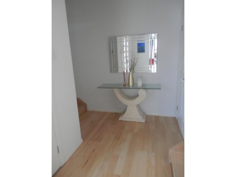 19 Casuarina Street, Seventeen Mile Rocks QLD 4073