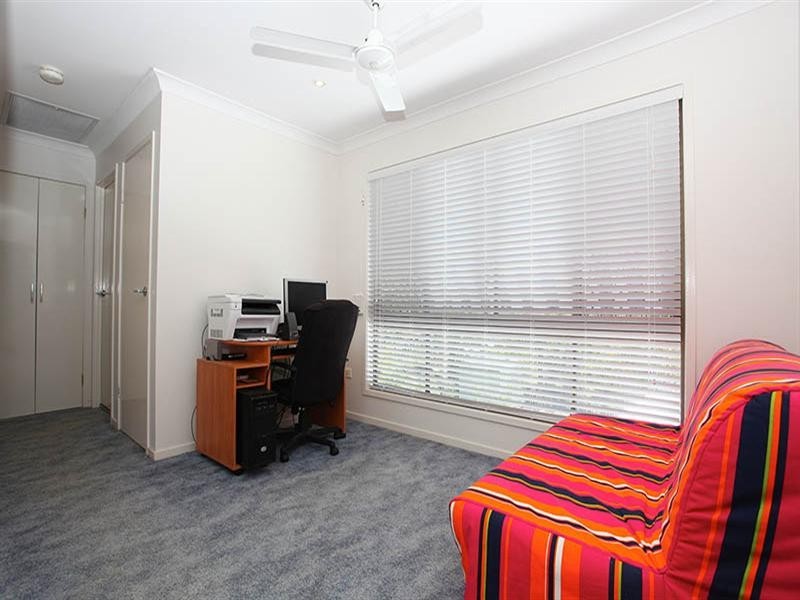 18 Clutha Street, Westlake QLD 4074