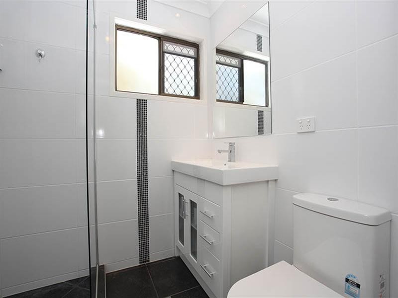 18 Clutha Street, Westlake QLD 4074