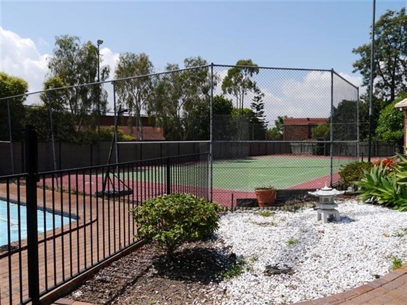 Mount Ommaney QLD 4074