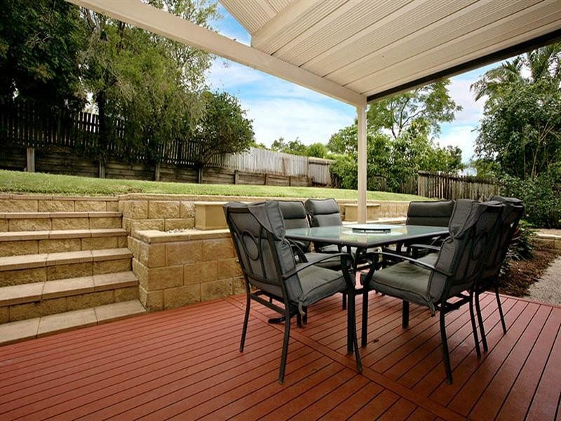 75 Glen Ross Road, Sinnamon Park QLD 4073