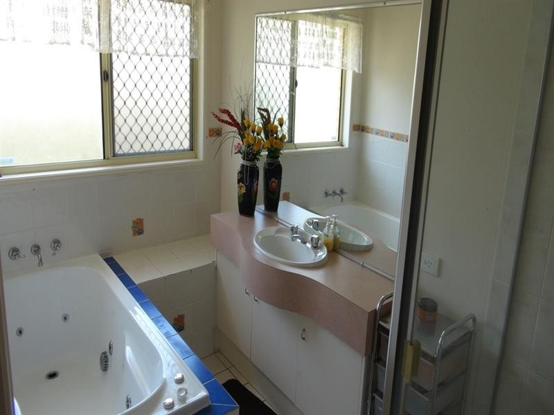 2 Potoroo Place, Doolandella QLD 4077