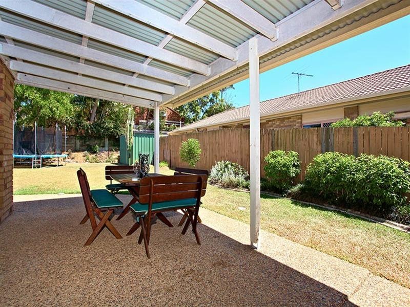 1 Saxby Close, Middle Park QLD 4074