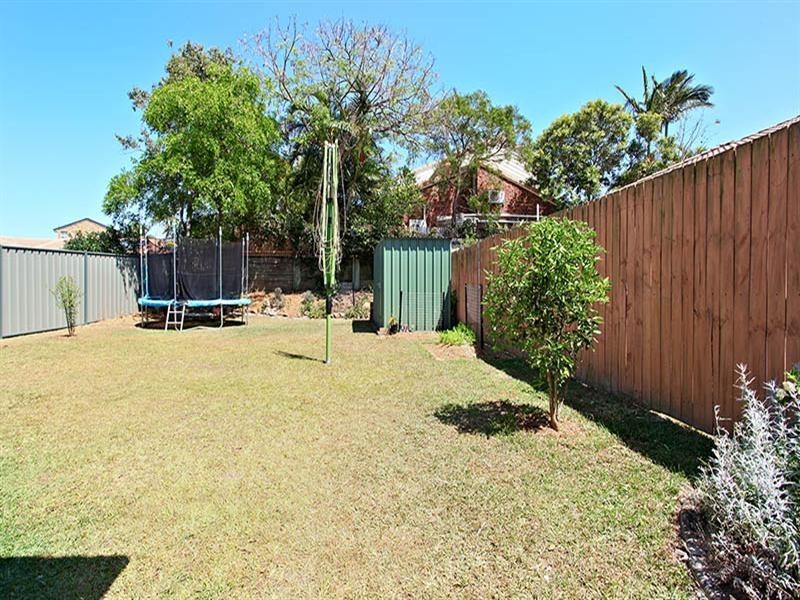 1 Saxby Close, Middle Park QLD 4074