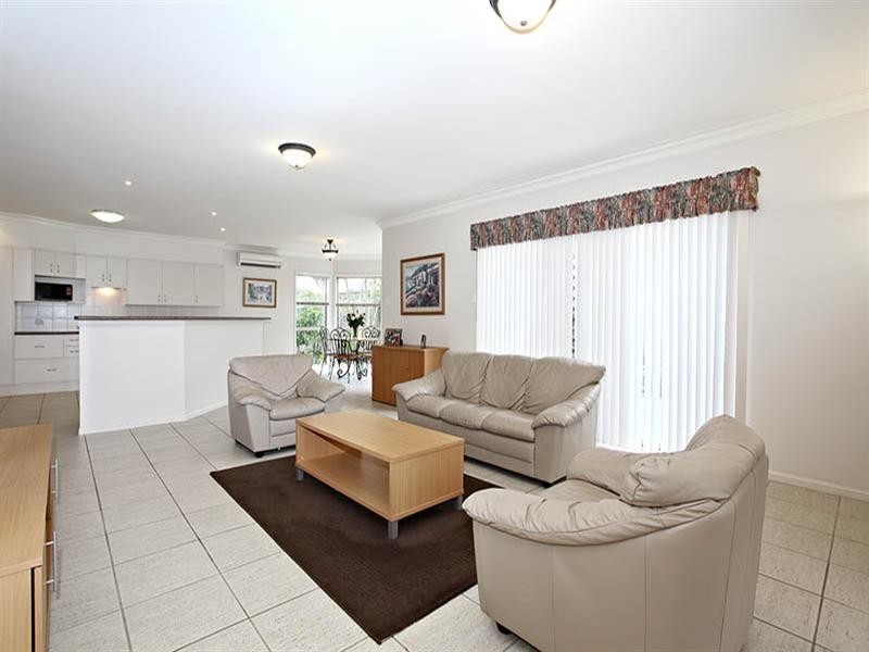 23 Edward Place, Sinnamon Park QLD 4073