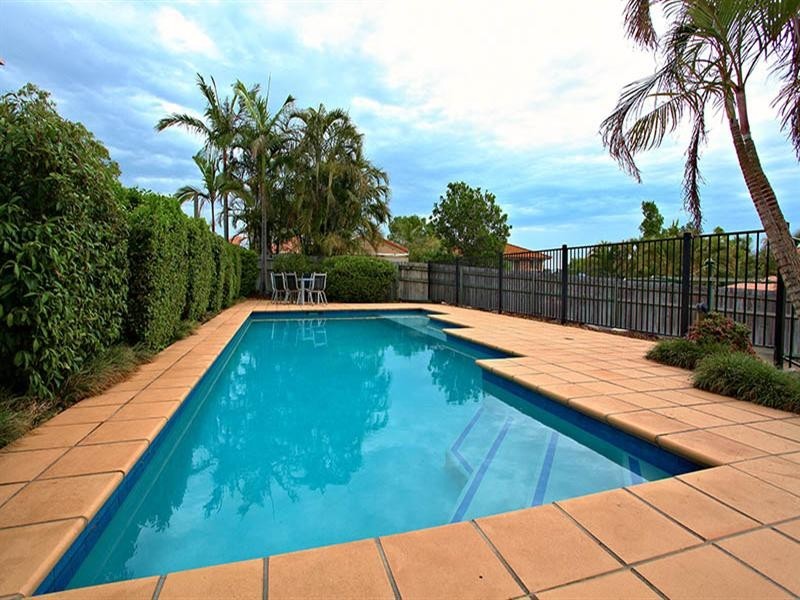 23 Edward Place, Sinnamon Park QLD 4073