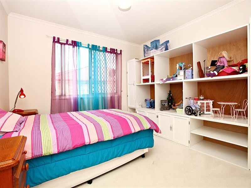 23 Edward Place, Sinnamon Park QLD 4073