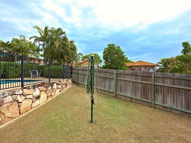 23 Edward Place, Sinnamon Park QLD 4073