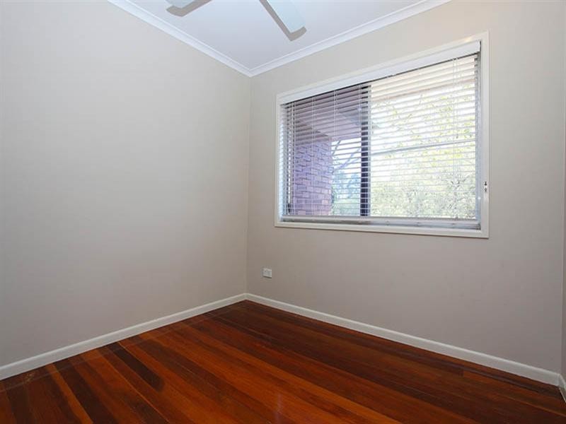 16 Woggle Street, Jamboree Heights QLD 4074