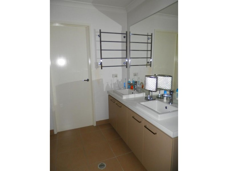 31 Caraway Street, Springfield Lakes QLD 4300