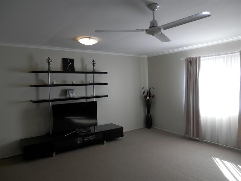 345 Horizon Drive, Riverhills QLD 4074