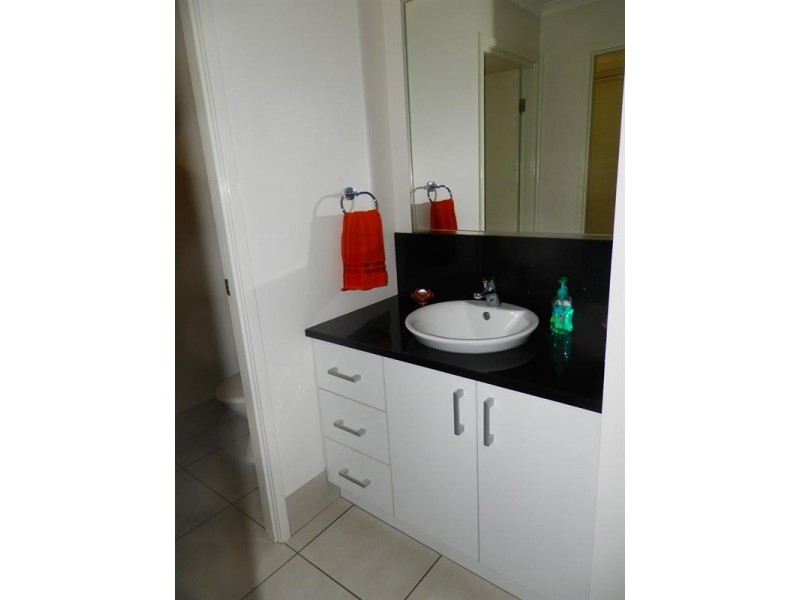 Sinnamon Park QLD 4073