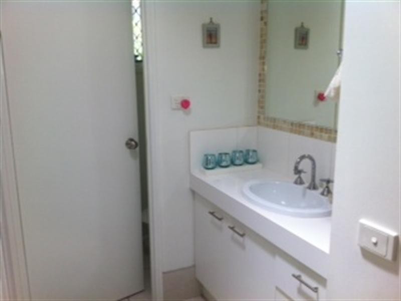 108 Oldfield Road, Sinnamon Park QLD 4073