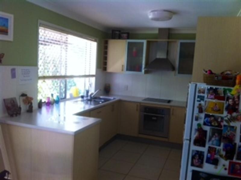 108 Oldfield Road, Sinnamon Park QLD 4073