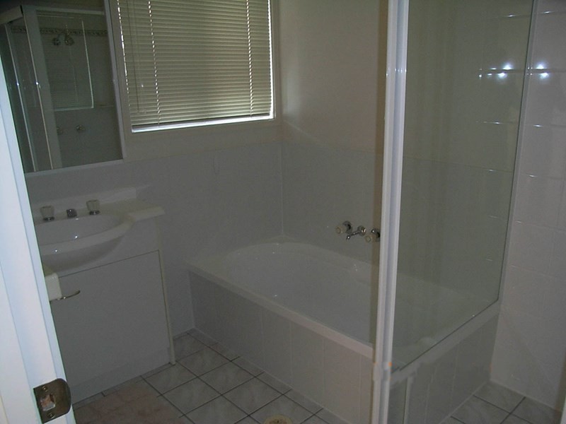 Sinnamon Park QLD 4073