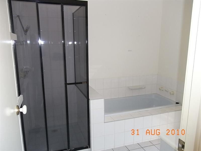 Sinnamon Park QLD 4073