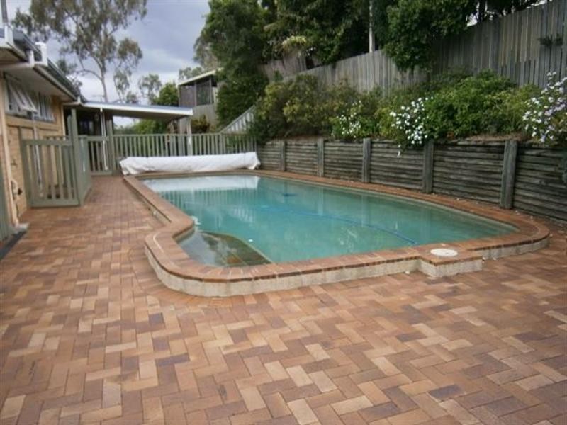 Jindalee QLD 4074