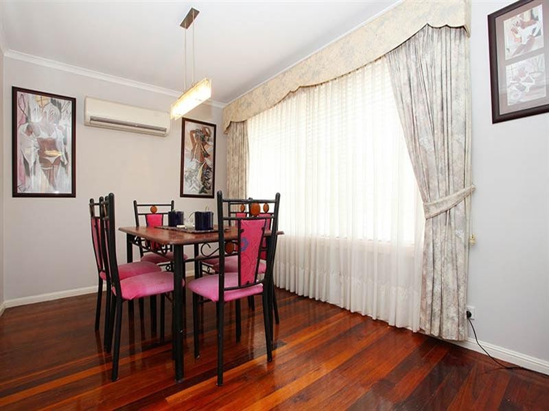 4 Menyan Place, Jindalee QLD 4074