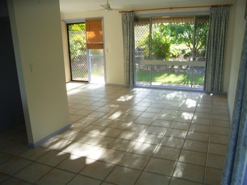 5 O’Reilly Street, Sinnamon Park QLD 4073