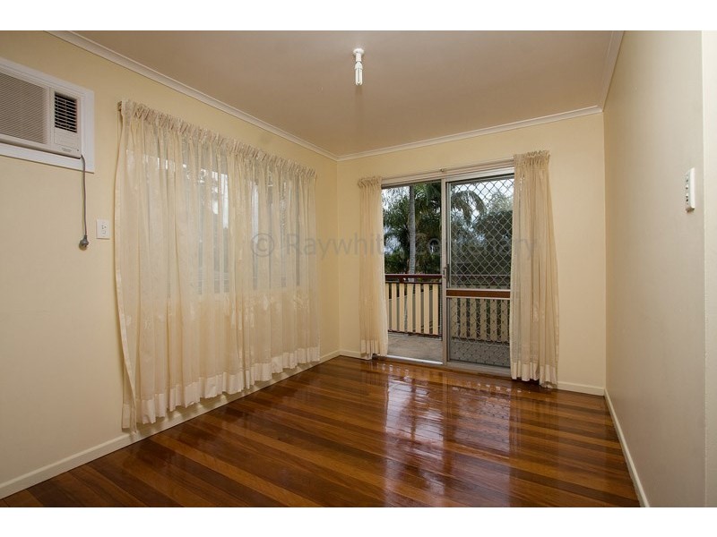Jindalee QLD 4074