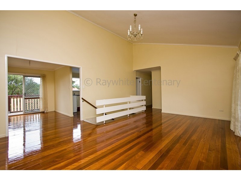 Jindalee QLD 4074