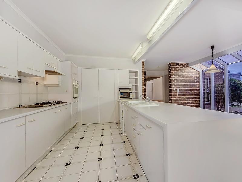 Mount Ommaney QLD 4074