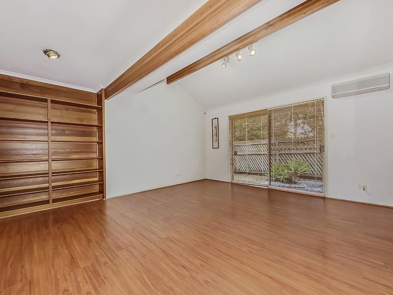 Mount Ommaney QLD 4074