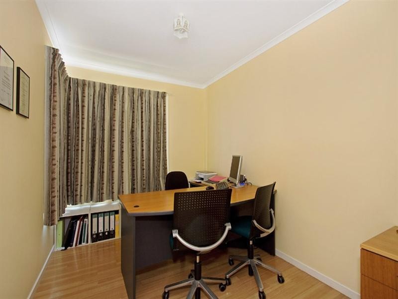 7 oron Close, Westlake QLD 4074