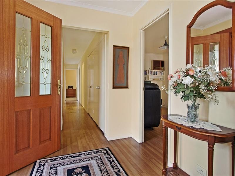 7 oron Close, Westlake QLD 4074