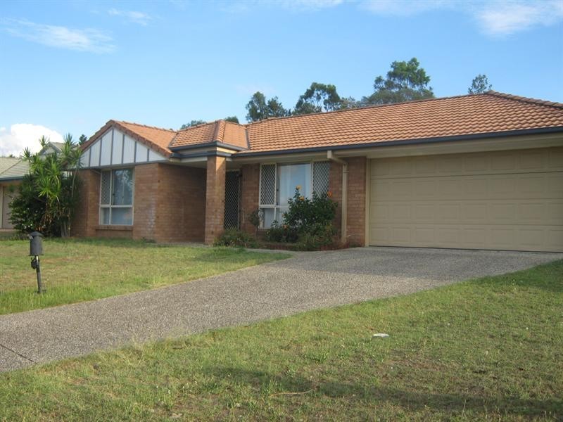62 Central Street, Forest Lake QLD 4078