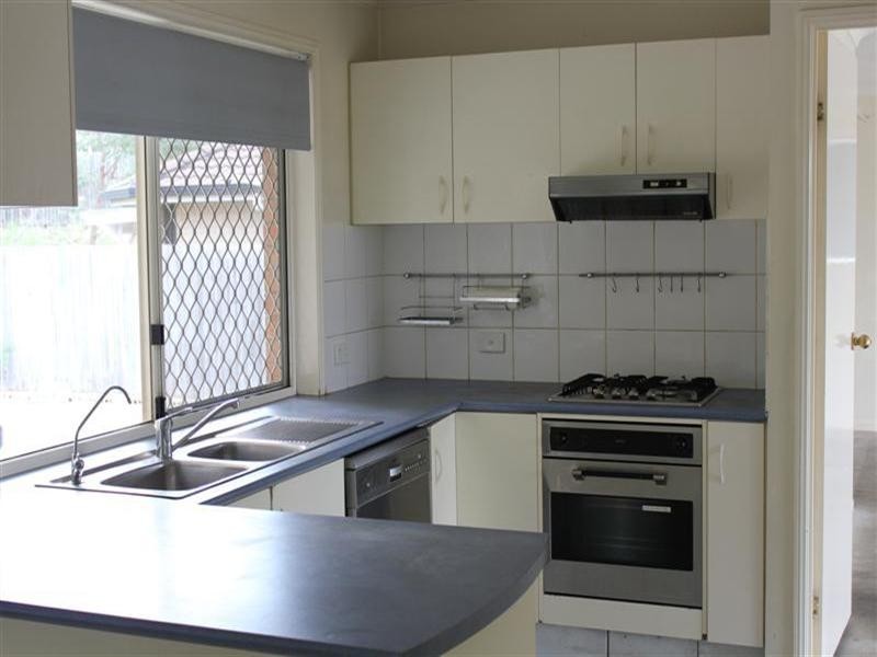 62 Central Street, Forest Lake QLD 4078