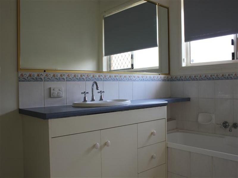 62 Central Street, Forest Lake QLD 4078