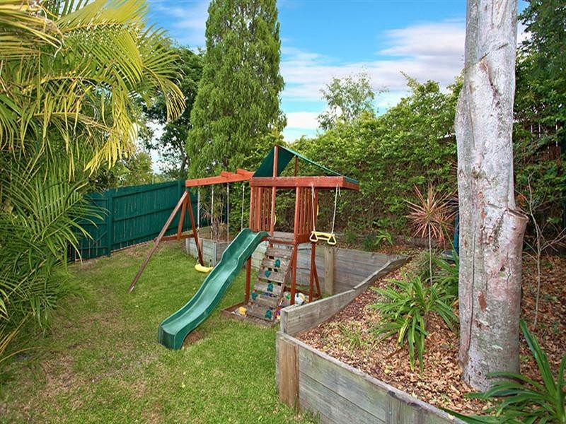 35 Harans Street, Jamboree Heights QLD 4074