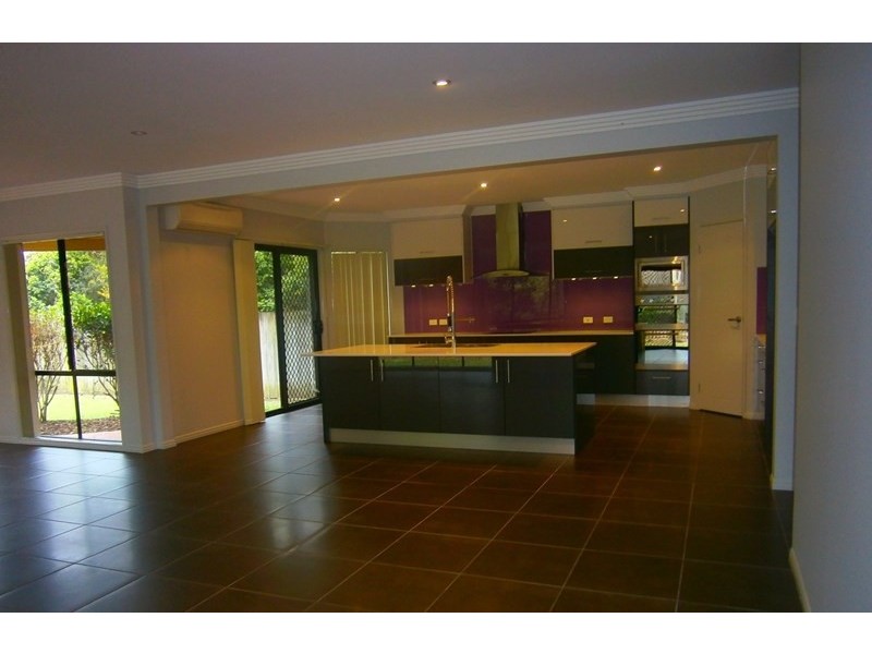 Sinnamon Park QLD 4073