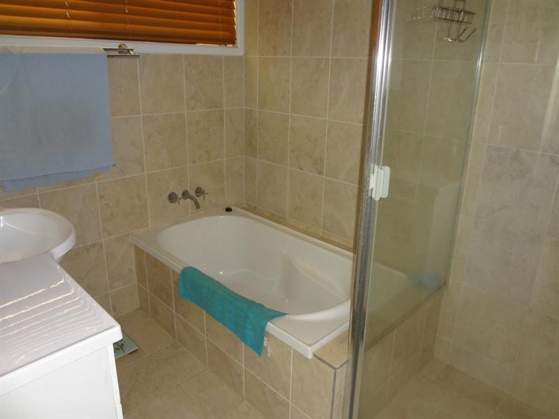 Jindalee QLD 4074
