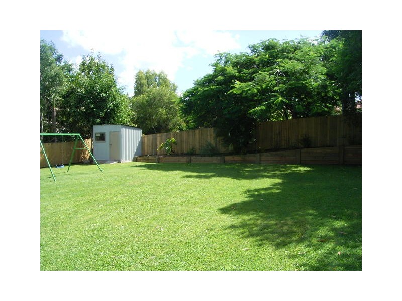 Mount Ommaney QLD 4074