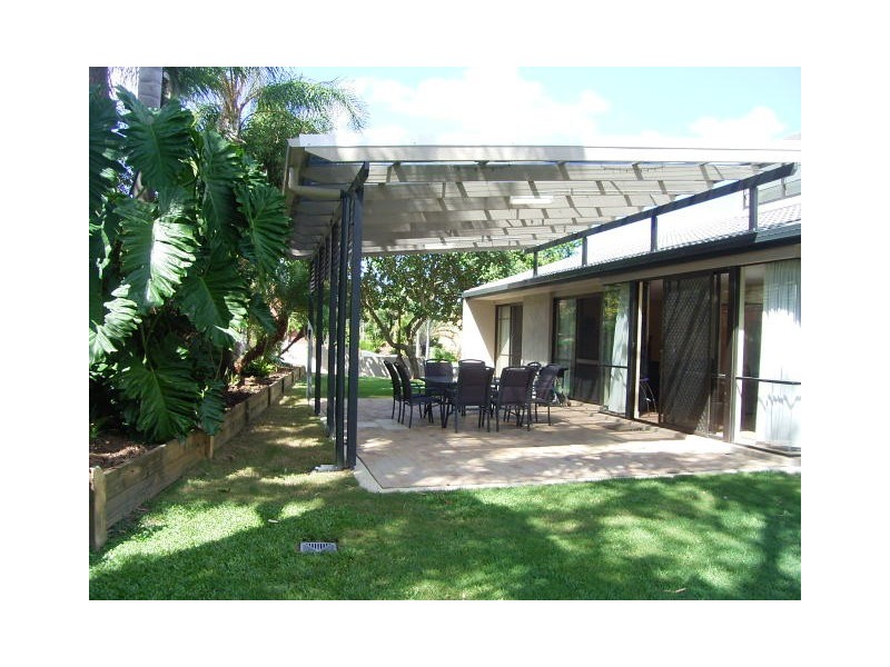 Mount Ommaney QLD 4074