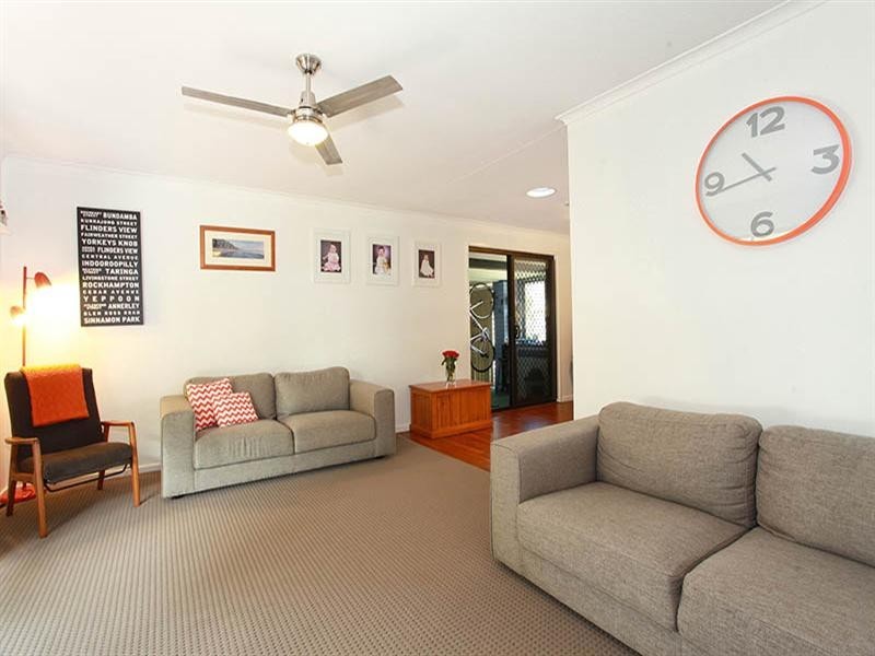 33 Glen Ross, Sinnamon Park QLD 4073